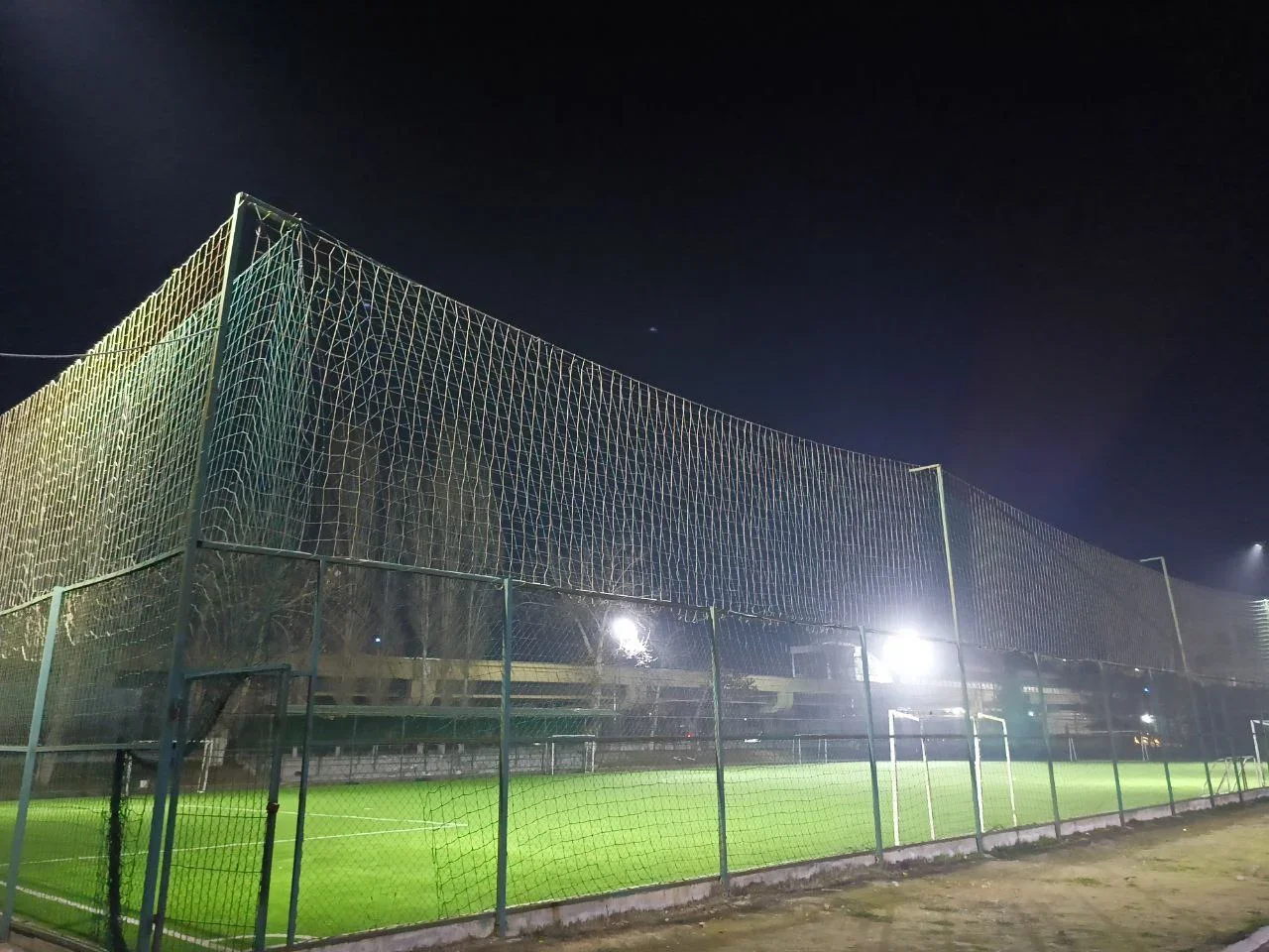 Futbol maydon (8 -maktab)